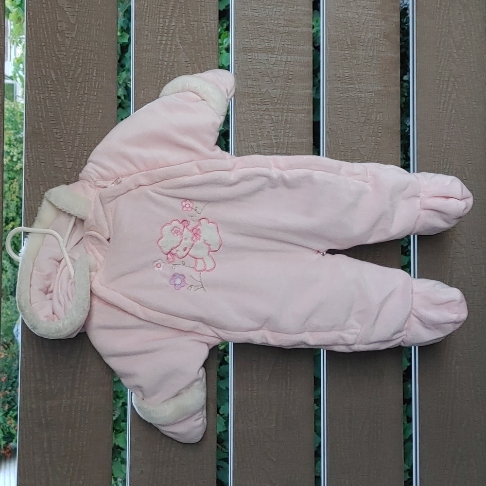 Winter B. Young Too 3-6 Months one piece baby snowsuit pink‎